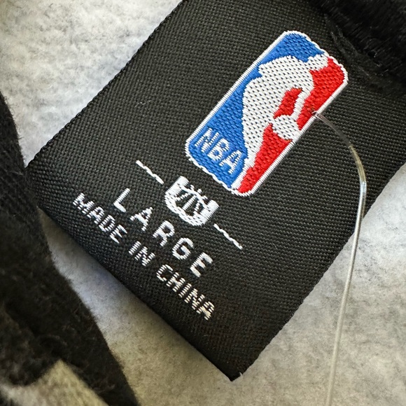 MEN’S NBA New York Knicks Checkered Rare HOODIE Large - Picture 4 of 6